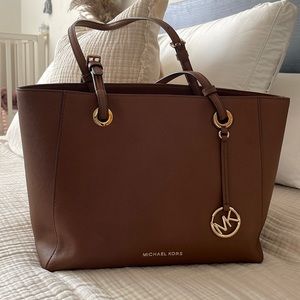 Micheal kors bag